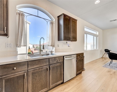 6328 Rock Stream Lane - Photo Thumbnail 21