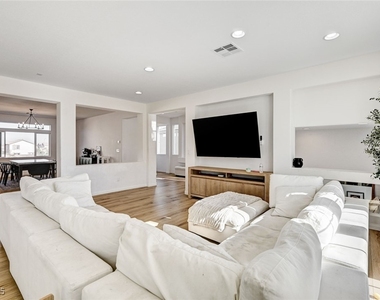 6328 Rock Stream Lane - Photo Thumbnail 7