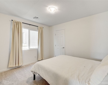 6328 Rock Stream Lane - Photo Thumbnail 33