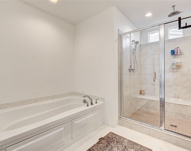 6328 Rock Stream Lane - Photo Thumbnail 32