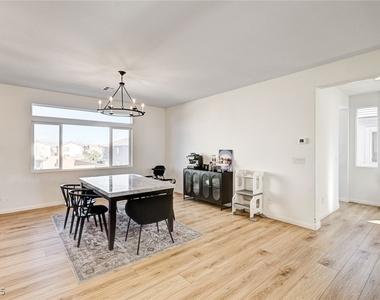 6328 Rock Stream Lane - Photo Thumbnail 10
