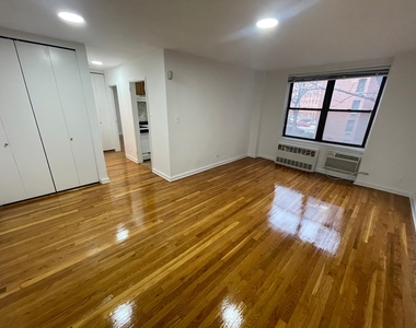 67-15 102nd Street - Photo Thumbnail 8