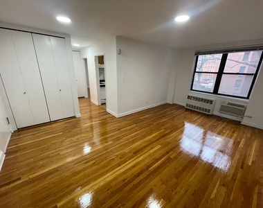 67-15 102nd Street - Photo Thumbnail 9