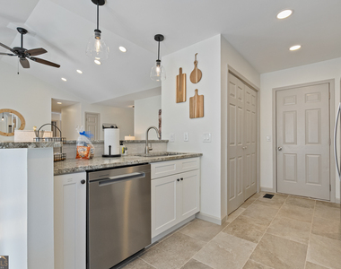 17 Northridge Drive - Photo Thumbnail 11