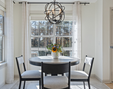 17 Northridge Drive - Photo Thumbnail 8