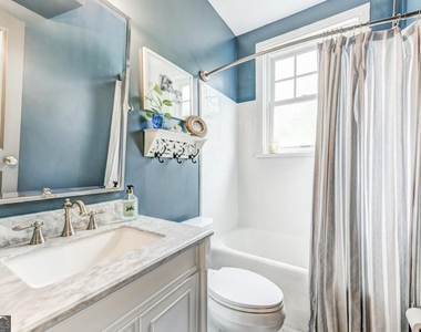 28 Collier Road Nw - Photo Thumbnail 14