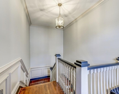 28 Collier Road Nw - Photo Thumbnail 23