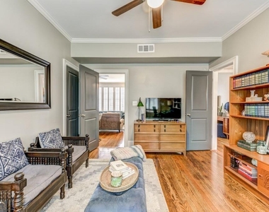 28 Collier Road Nw - Photo Thumbnail 9