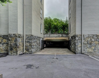 28 Collier Road Nw - Photo Thumbnail 24