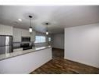 4713 Driskell Boulevard - Photo Thumbnail 5