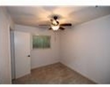 4713 Driskell Boulevard - Photo Thumbnail 11