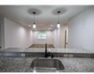4713 Driskell Boulevard - Photo Thumbnail 6