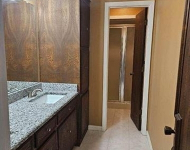 3921 Whiterock Trail - Photo Thumbnail 17