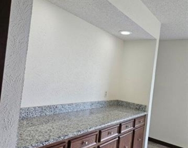 3921 Whiterock Trail - Photo Thumbnail 26