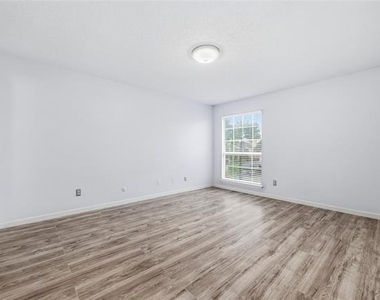 12482 Abrams Road - Photo Thumbnail 16