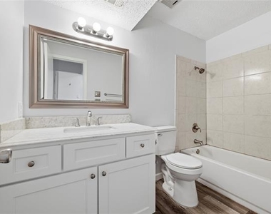 12482 Abrams Road - Photo Thumbnail 19