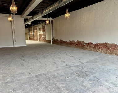 611 W Chickasha Avenue - Photo Thumbnail 2