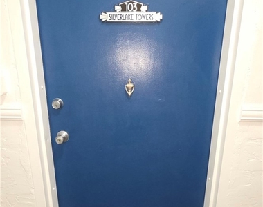 3408 W Sunset Boulevard - Photo Thumbnail 1
