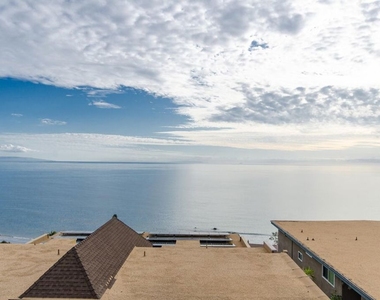 18065 Coastline Drive - Photo Thumbnail 21