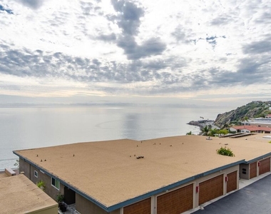 18065 Coastline Drive - Photo Thumbnail 22