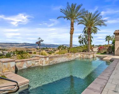 31 Hillcrest Drive - Photo Thumbnail 76