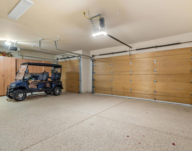 31 Hillcrest Drive - Photo Thumbnail 81