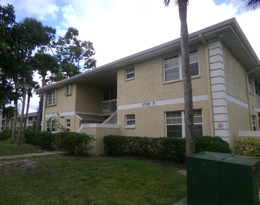 1550 Se Royal Green Circle - Photo Thumbnail 1