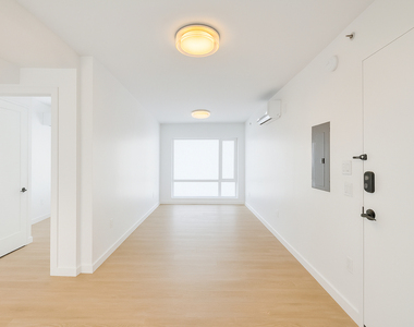 333 Linden Boulevard - Photo Thumbnail 1