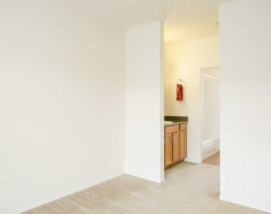 16340 N.e. 83rd Street - Photo Thumbnail 21
