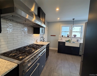 184 Highland Avenue - Photo Thumbnail 11