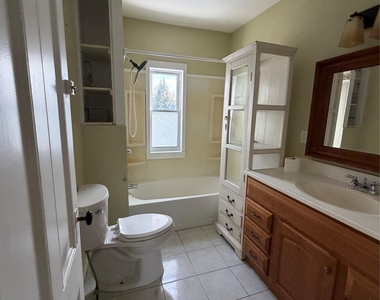 184 Highland Avenue - Photo Thumbnail 25