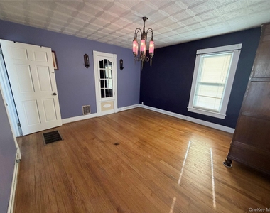 184 Highland Avenue - Photo Thumbnail 20