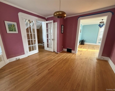 184 Highland Avenue - Photo Thumbnail 3