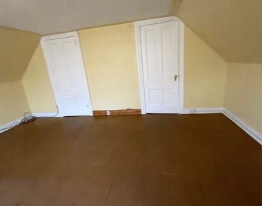 184 Highland Avenue - Photo Thumbnail 32