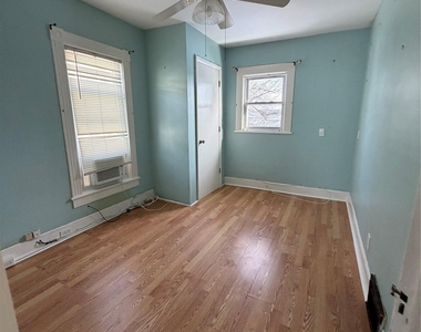 184 Highland Avenue - Photo Thumbnail 23