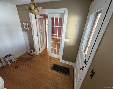184 Highland Avenue - Photo Thumbnail 15