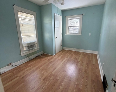 184 Highland Avenue - Photo Thumbnail 24