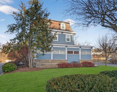 12 Scotchtown Avenue - Photo Thumbnail 1
