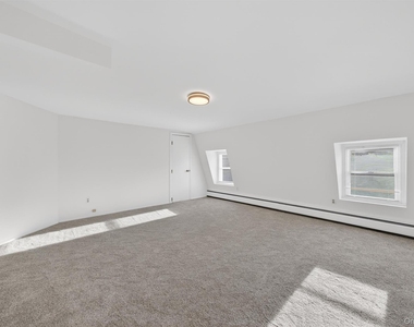 12 Scotchtown Avenue - Photo Thumbnail 22