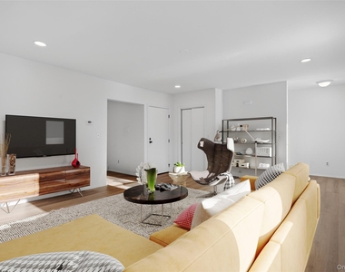 12 Scotchtown Avenue - Photo Thumbnail 4