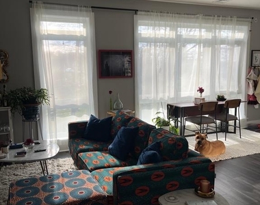 4001 Ridge Avenue - Photo Thumbnail 10