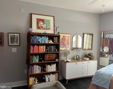 4001 Ridge Avenue - Photo Thumbnail 16