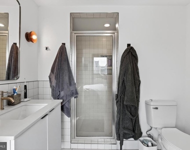2007 Cambridge Street - Photo Thumbnail 19