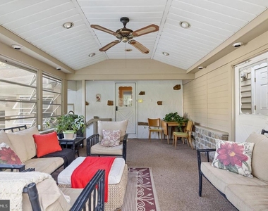181 E Conestoga Road - Photo Thumbnail 20