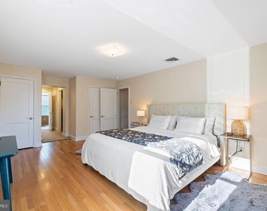 181 E Conestoga Road - Photo Thumbnail 25