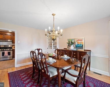 181 E Conestoga Road - Photo Thumbnail 15