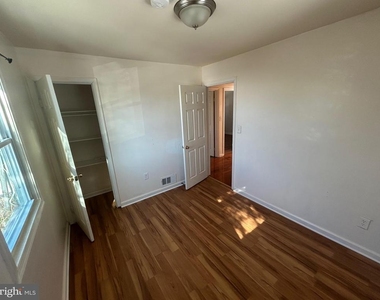 7208 Powhatan Street - Photo Thumbnail 11