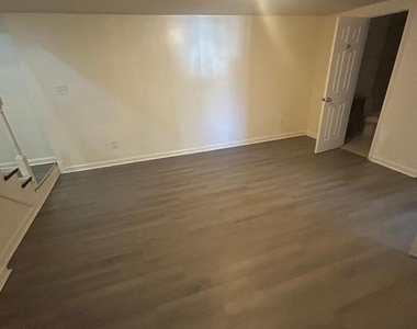 7208 Powhatan Street - Photo Thumbnail 17