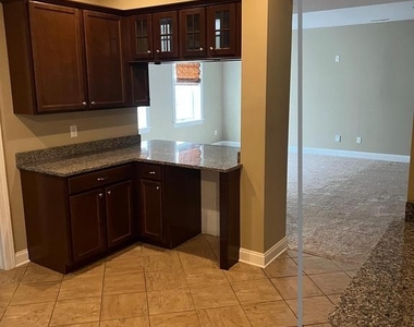 3913 Cap Stine Road - Photo Thumbnail 15