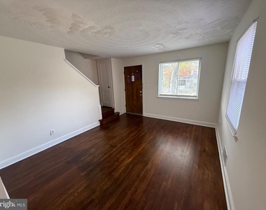 374 Chaplin Street Se - Photo Thumbnail 13